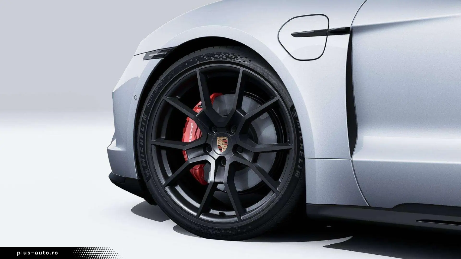PORSCHE Taycan GTS 105 kWh SPORTDESIGN PERF BATT  CHRONO