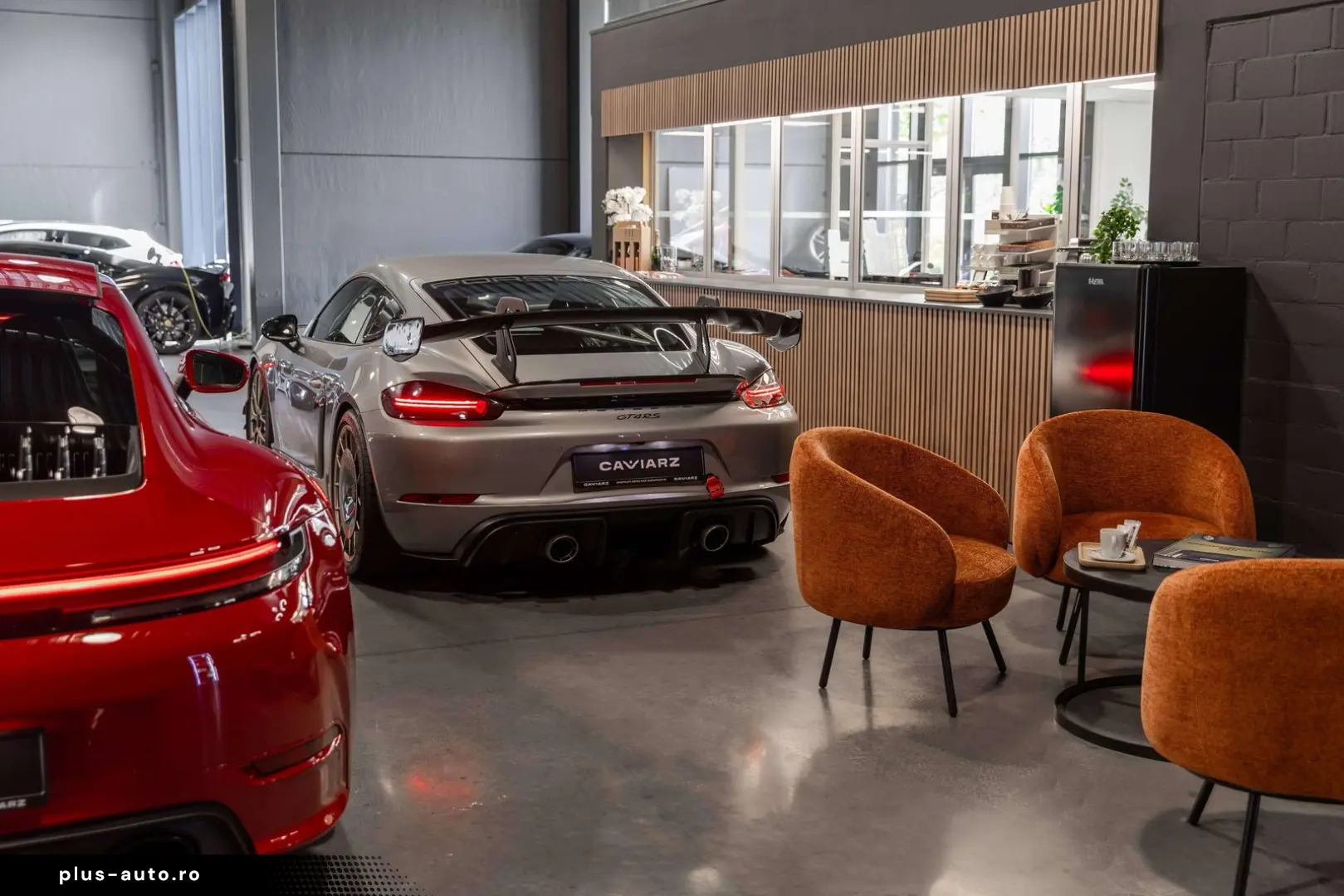 PORSCHE Taycan GTS 105 kWh SPORTDESIGN PERF BATT  CHRONO