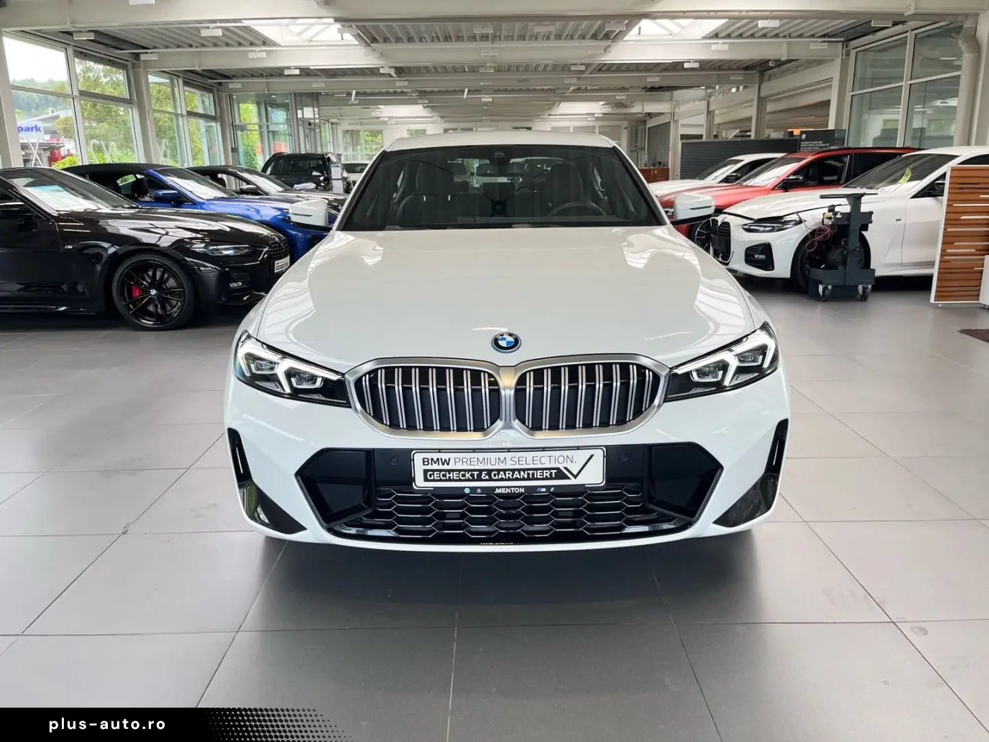 BMW 330e xDrive Limousine M Sportpaket 18  ParkingAs
