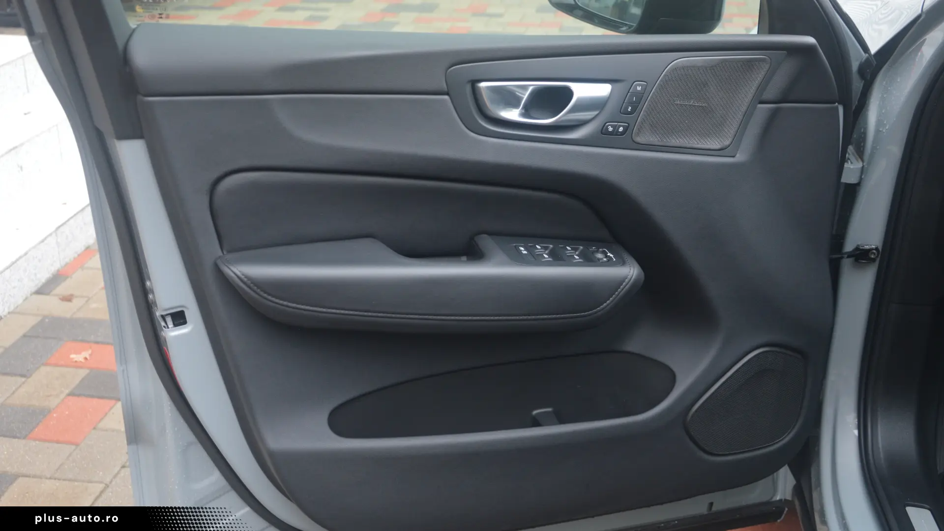 Volvo XC60 2024 Plug In
