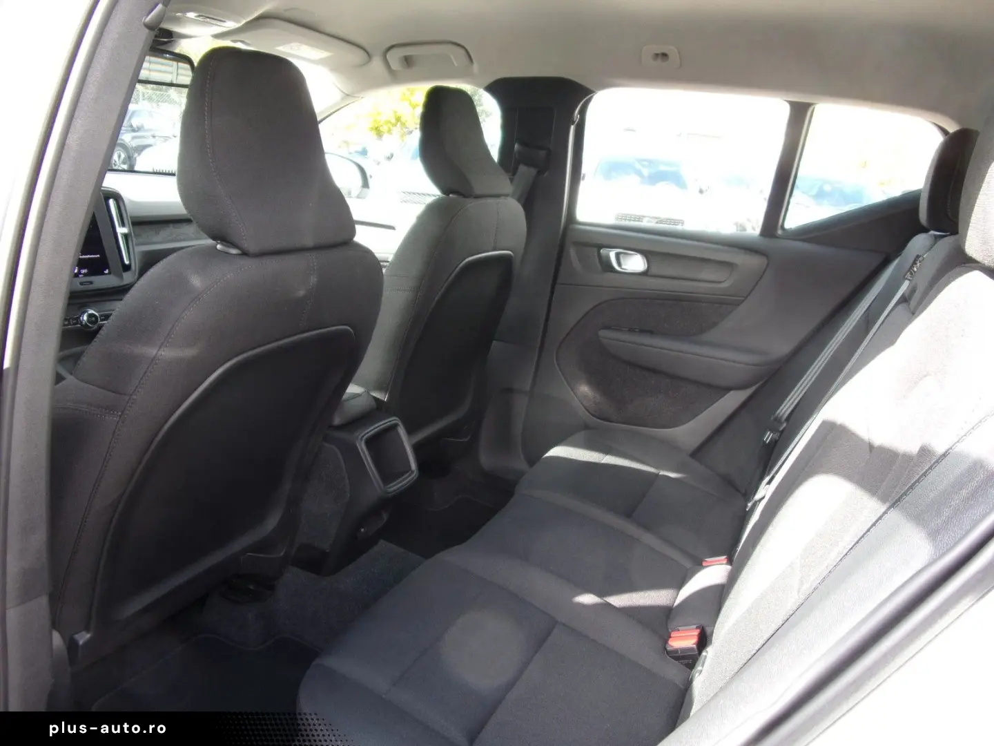 VOLVO XC40 T2 Essential 2WD