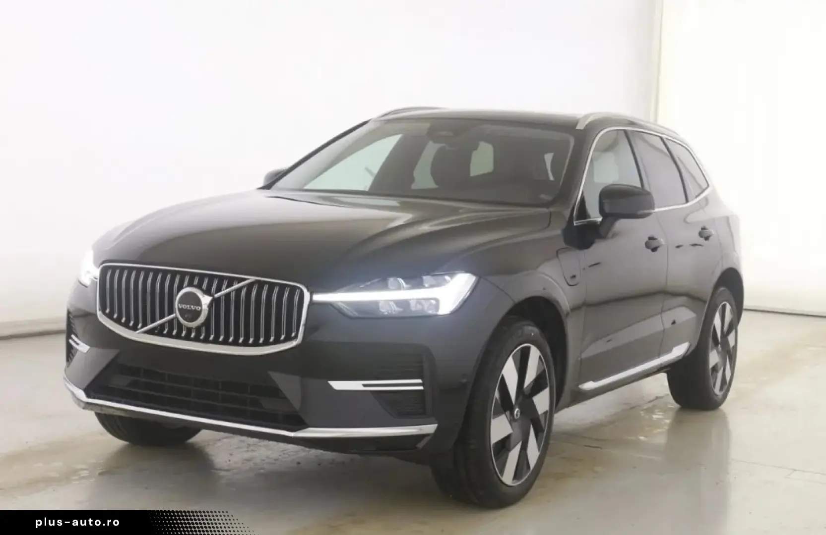 VOLVO XC60 Plus Bright Recharge Plug-In Hybrid AWD T8