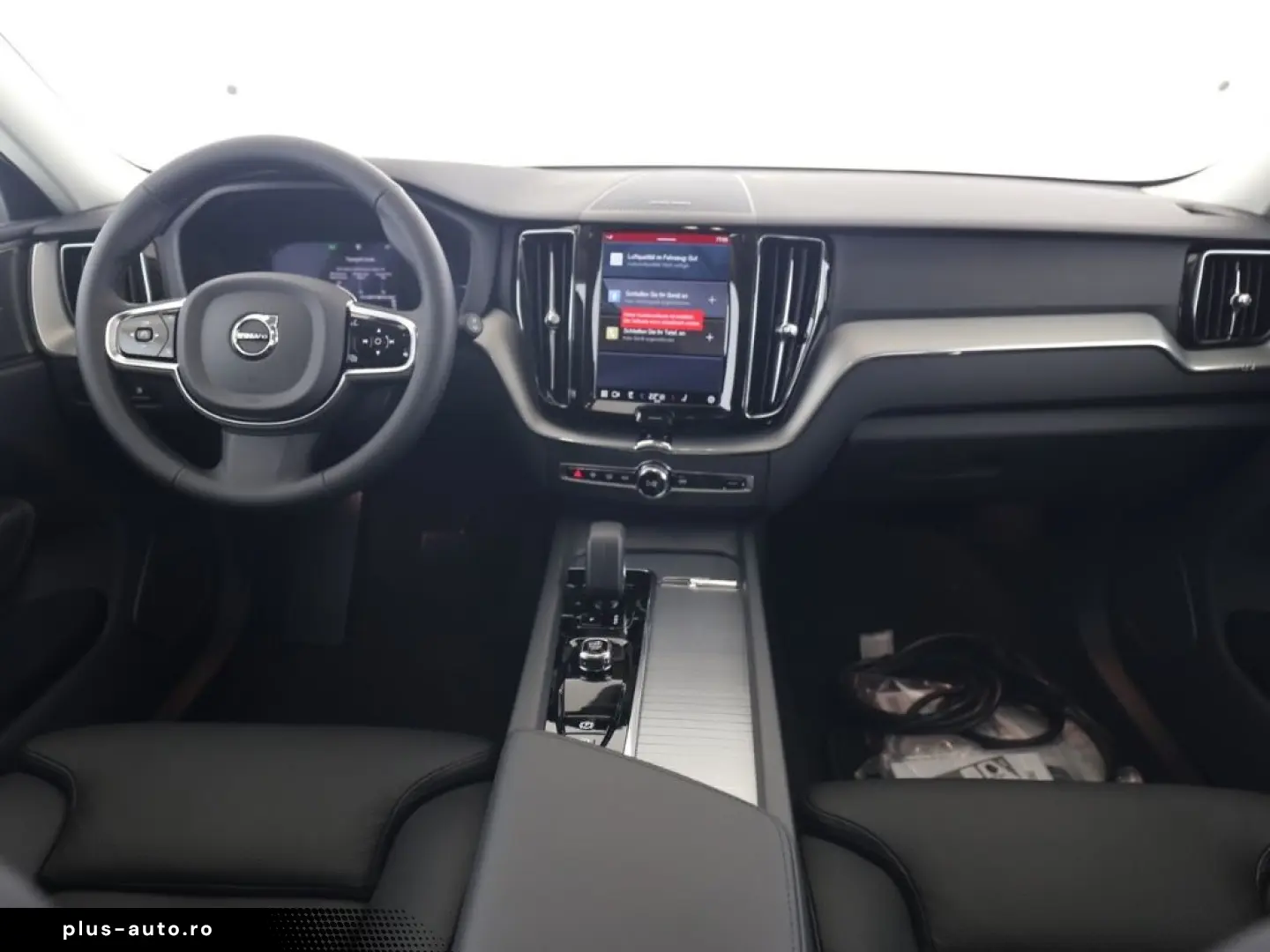 VOLVO XC60 Plus Dark Recharge Plug-In Hybrid AWD T8 Tw
