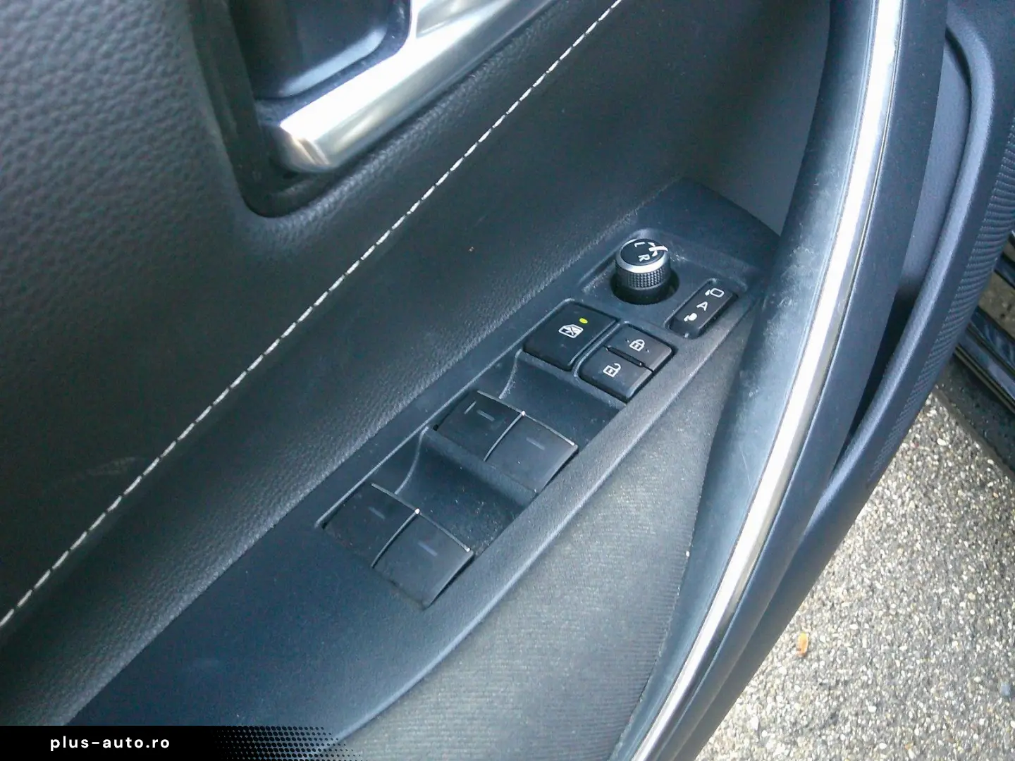 TOYOTA Corolla Touring Sports Hybrid Business Edition