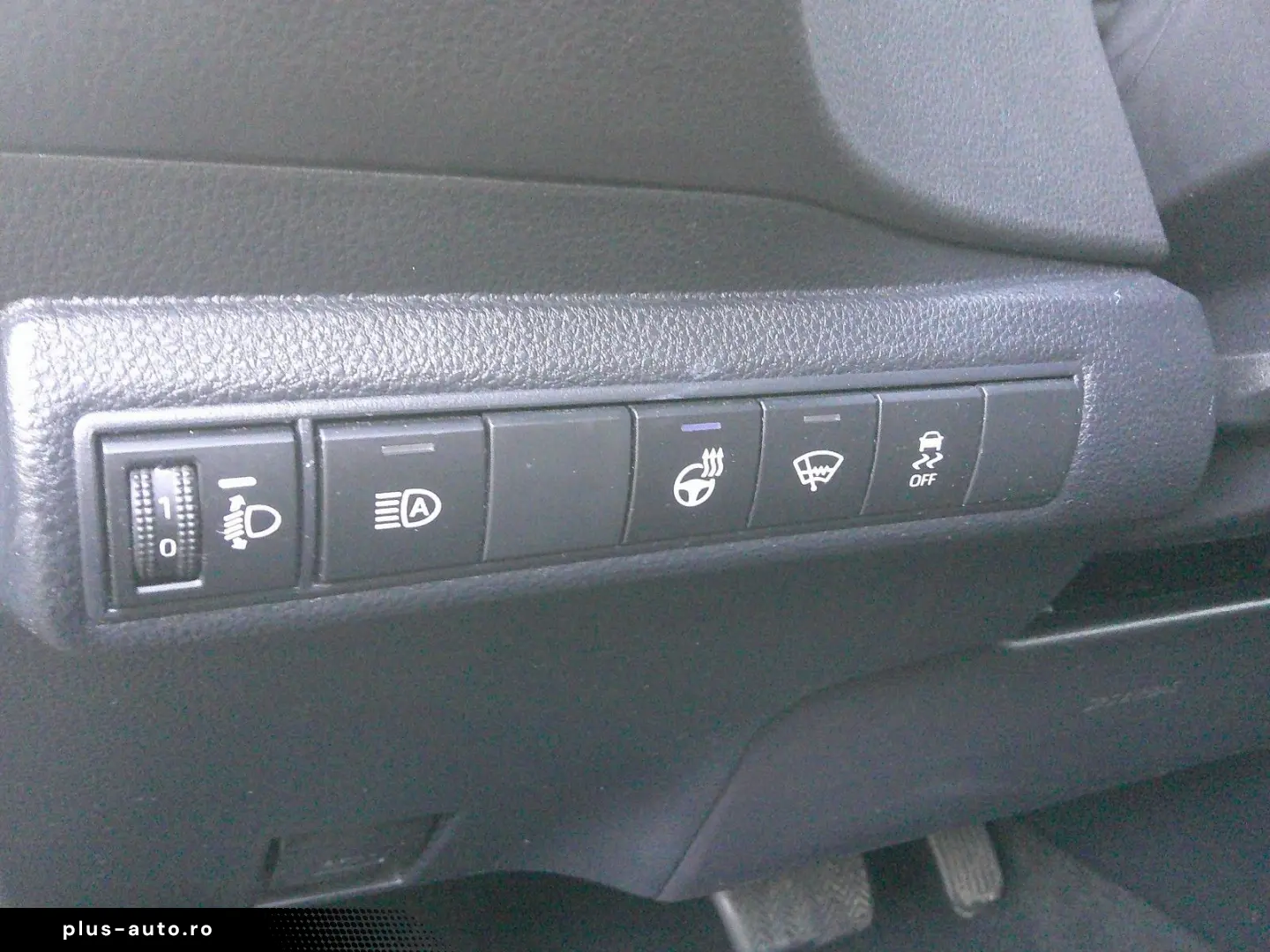 TOYOTA Corolla Touring Sports Hybrid Business Edition