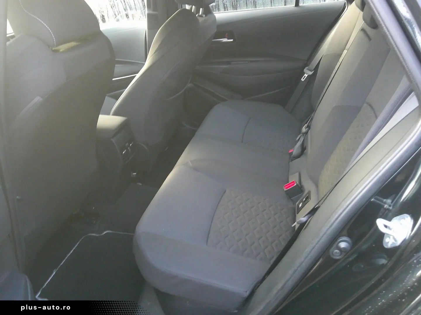 TOYOTA Corolla Touring Sports Hybrid Business Edition