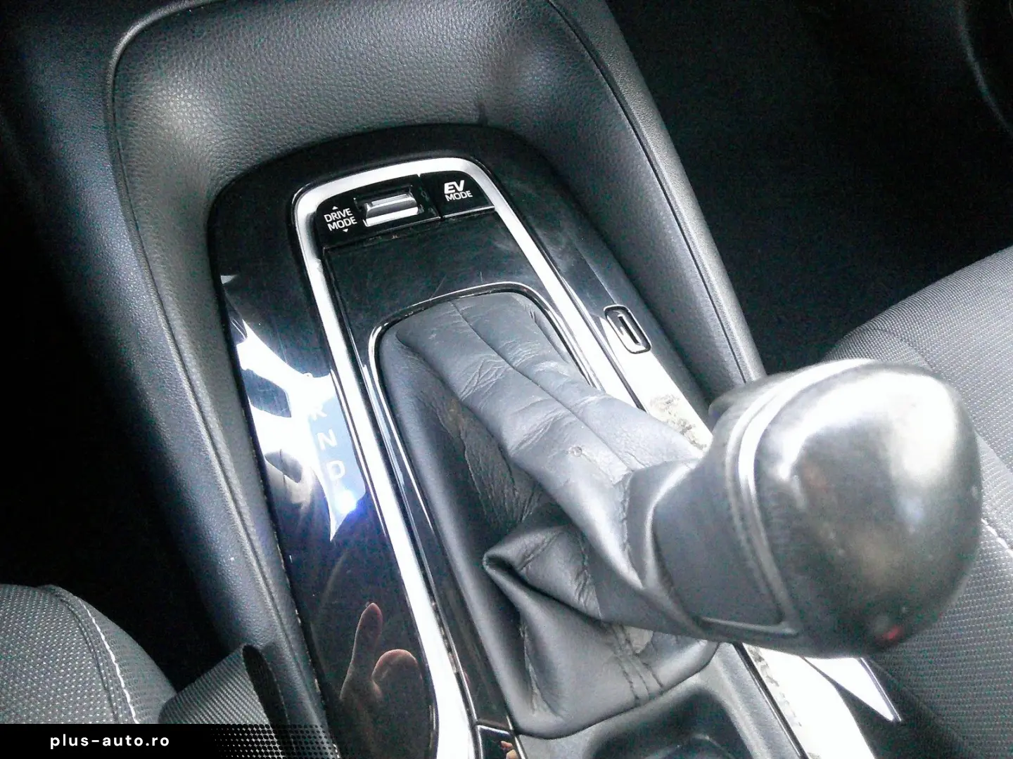 TOYOTA Corolla Touring Sports Hybrid Business Edition
