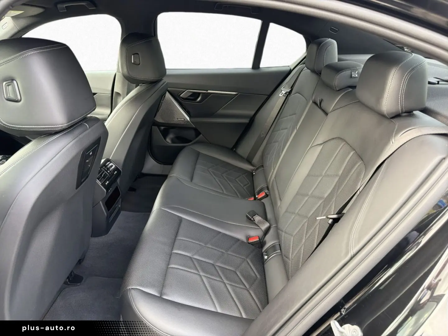 BMW 530e xDrive M Sport HUD H K 360  AdpLED DA  PA