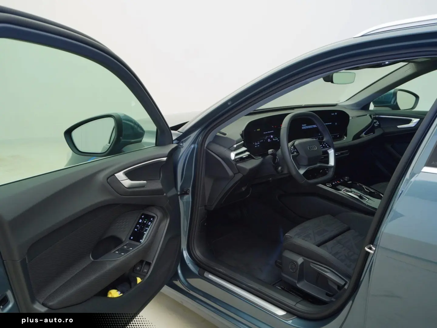 AUDI A5 Avant e-hybrid 220 kW S-TRO LED RFK NAVI ACC
