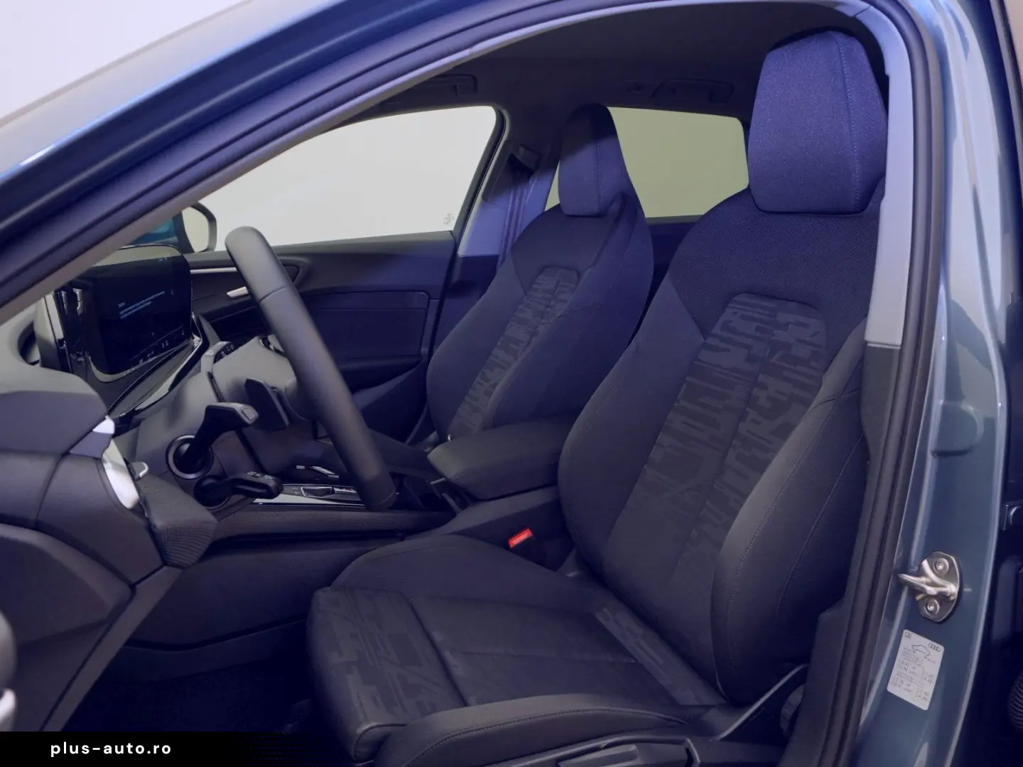 AUDI A5 Avant e-hybrid 220 kW S-TRO LED RFK NAVI ACC