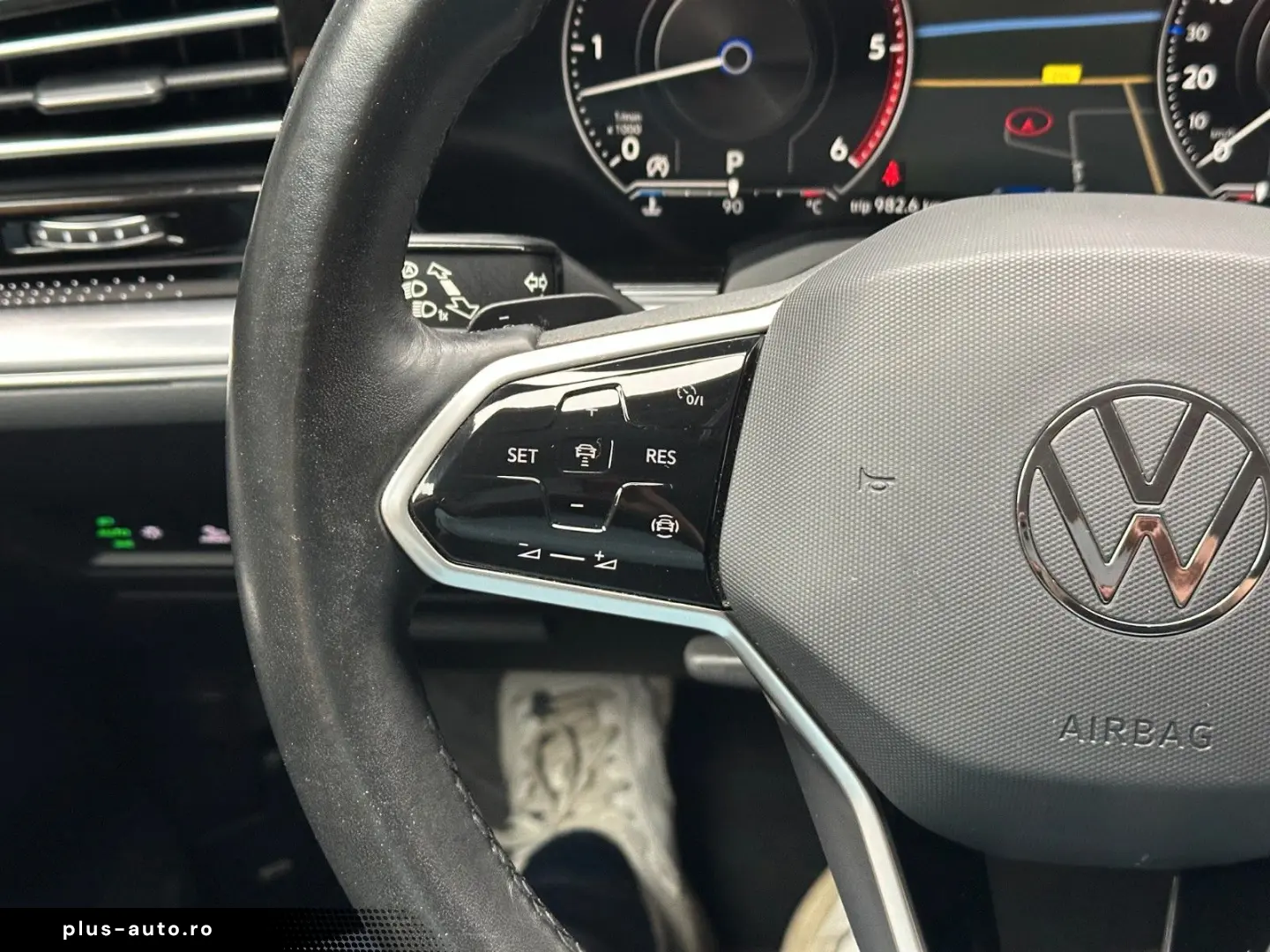 VW Touareg Elegance 4Mot.  R-Line Black Style 20Zol