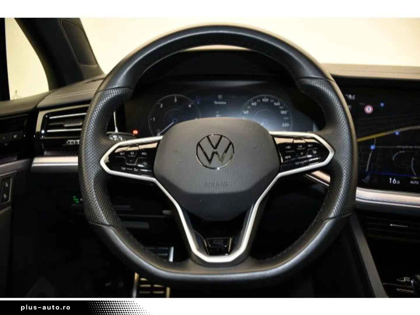 VW Touareg 3.0 TDI tiptronic R-Line HeadUp Luft LED