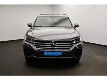 VW Touareg 3.0 TDI tiptronic R-Line HeadUp Luft LED