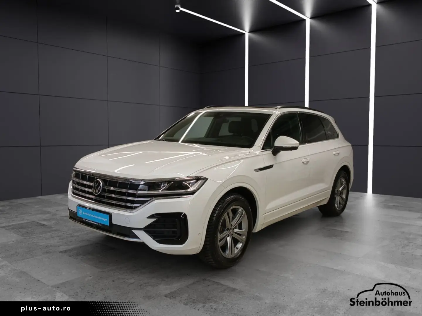 VW Touareg R-Line AHK Pano Standhzg HUD Bluetooth