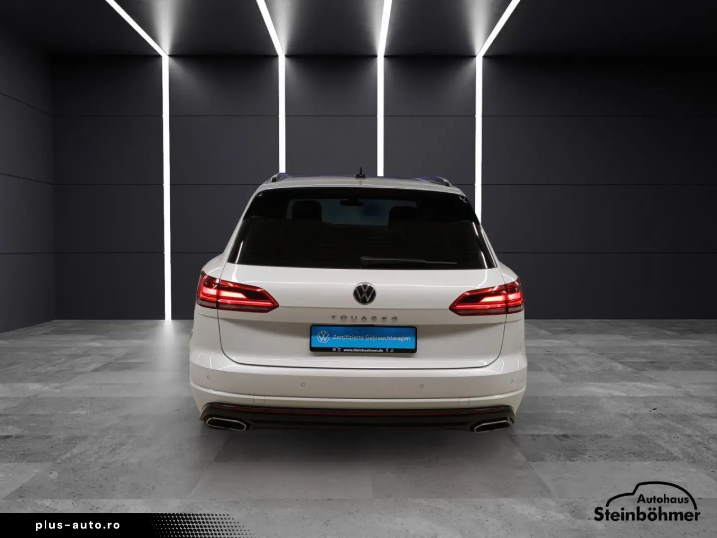 VW Touareg R-Line AHK Pano Standhzg HUD Bluetooth