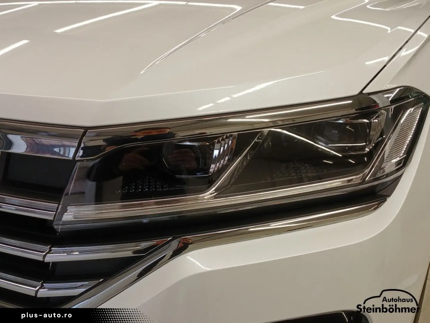 VW Touareg R-Line AHK Pano Standhzg HUD Bluetooth