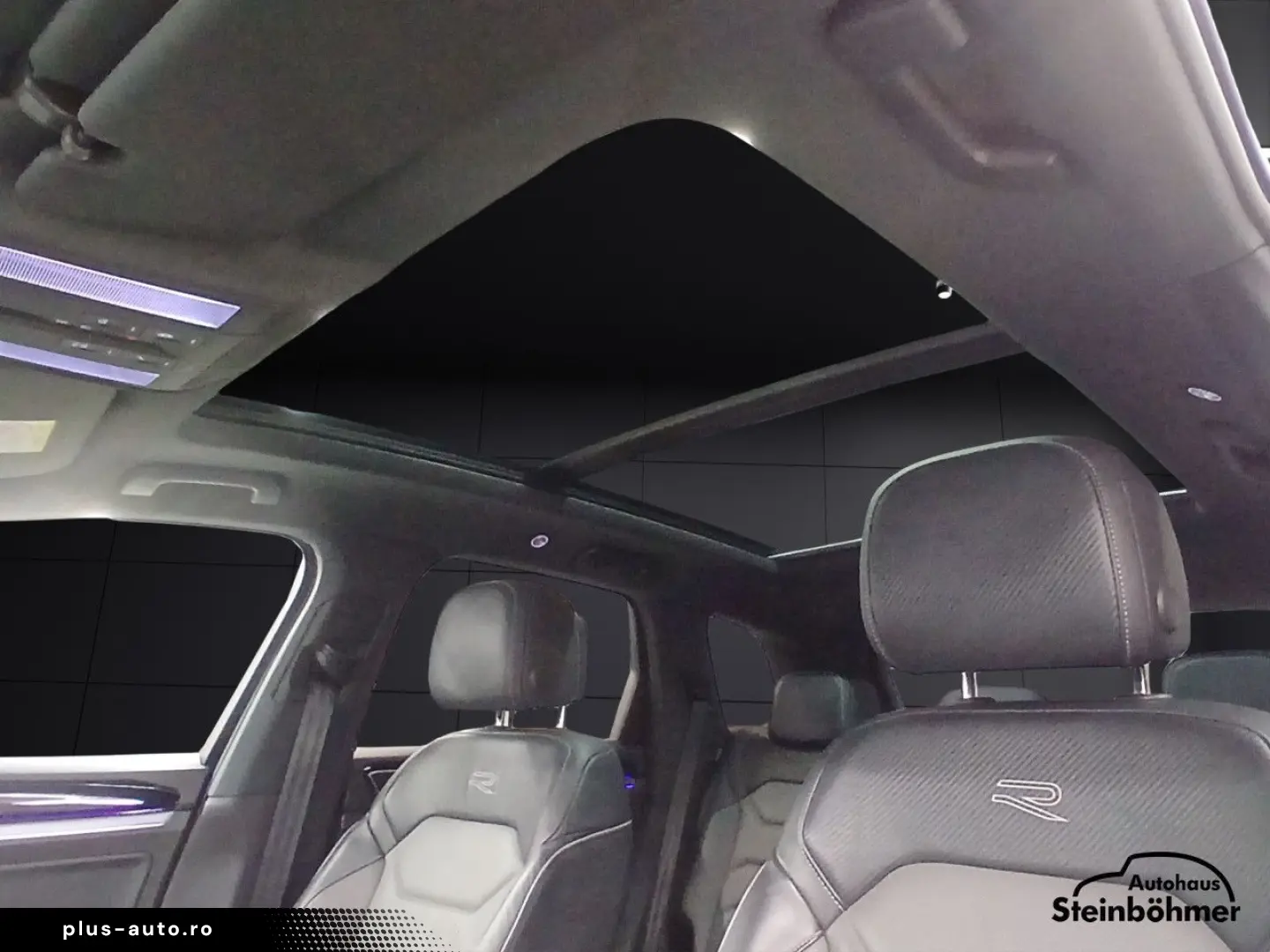 VW Touareg R-Line AHK Pano Standhzg HUD Bluetooth