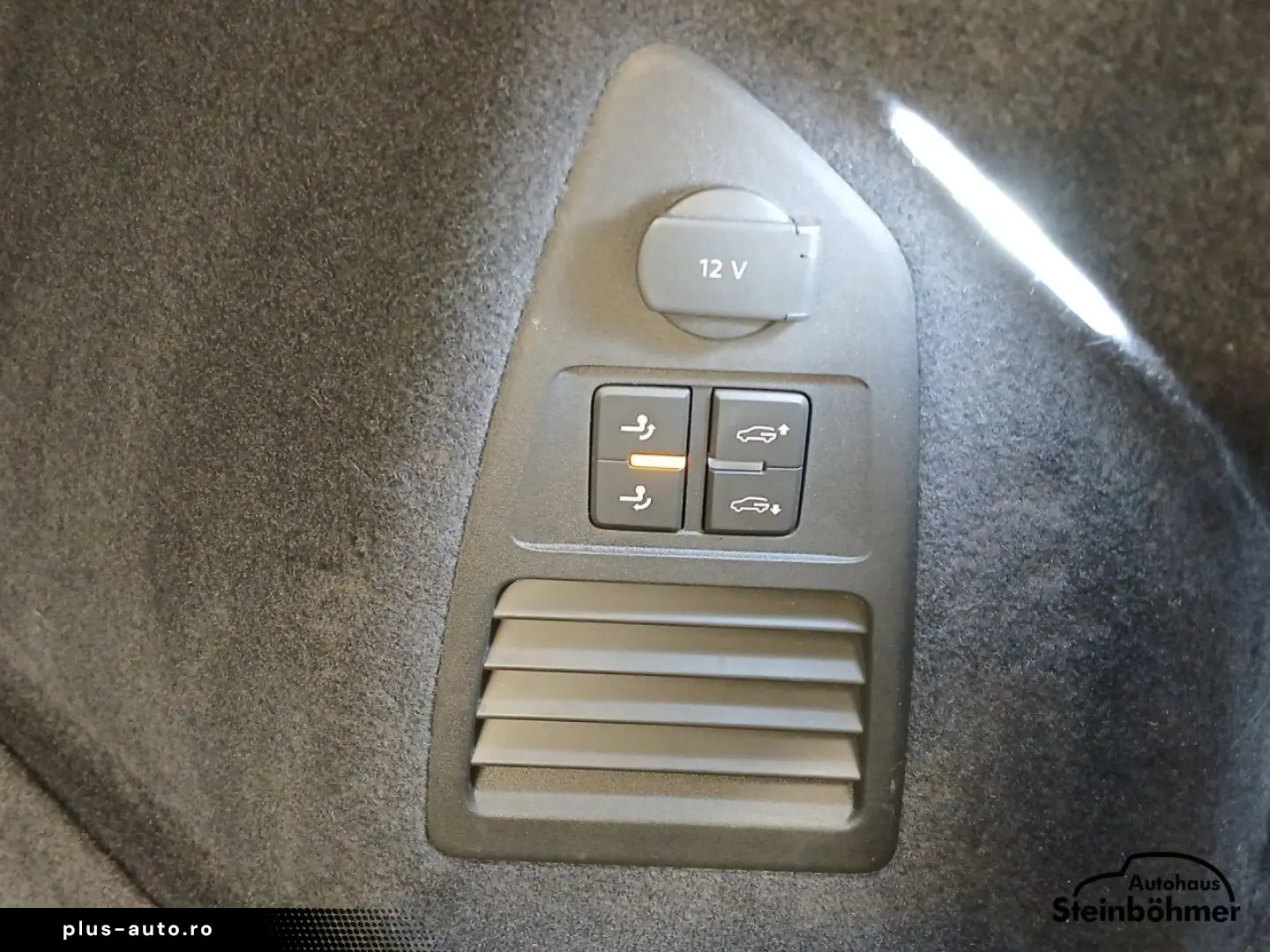 VW Touareg R-Line AHK Pano Standhzg HUD Bluetooth