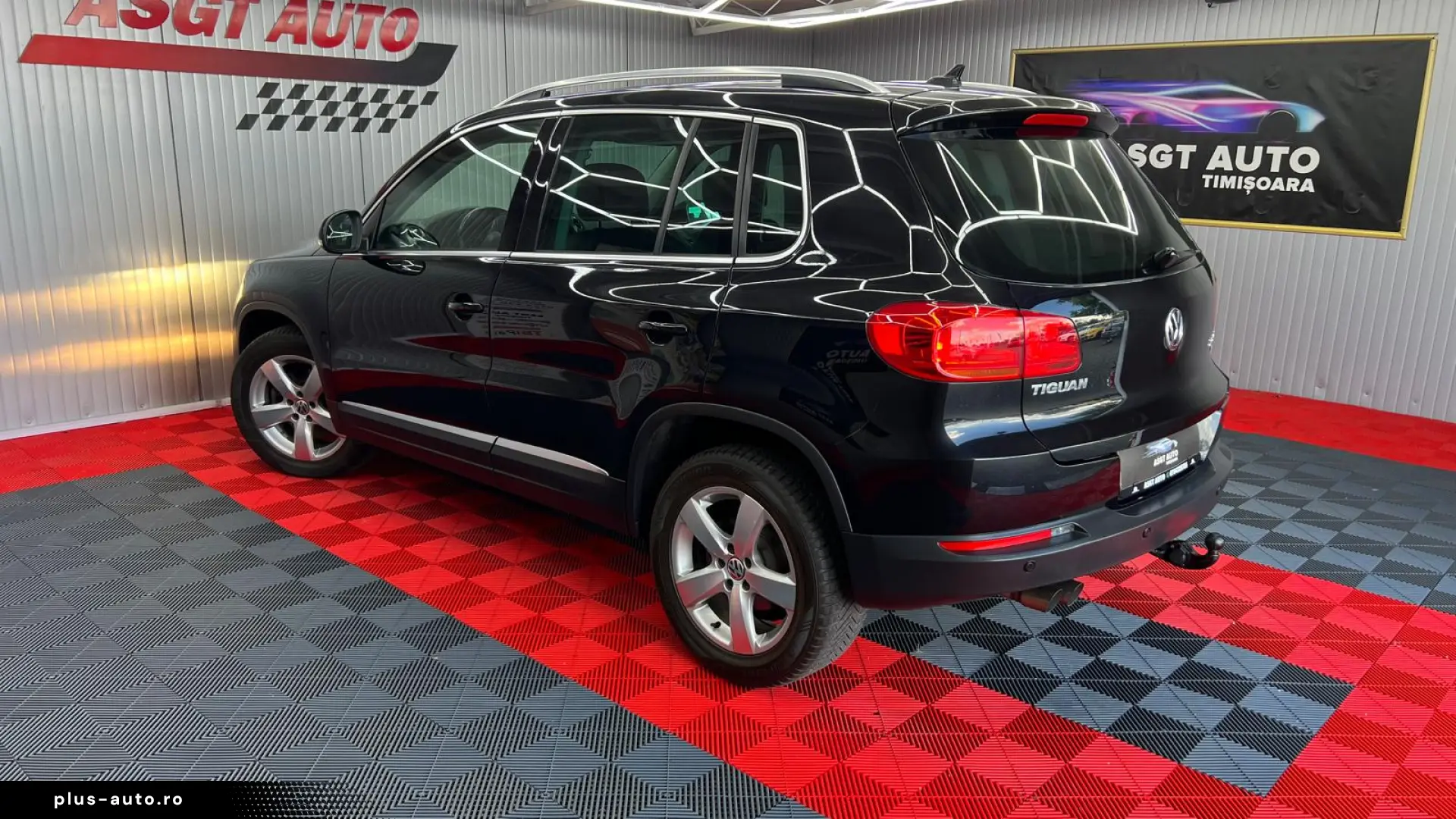 VW TIGUAN  AUTOMAT  4X4  AN 2014