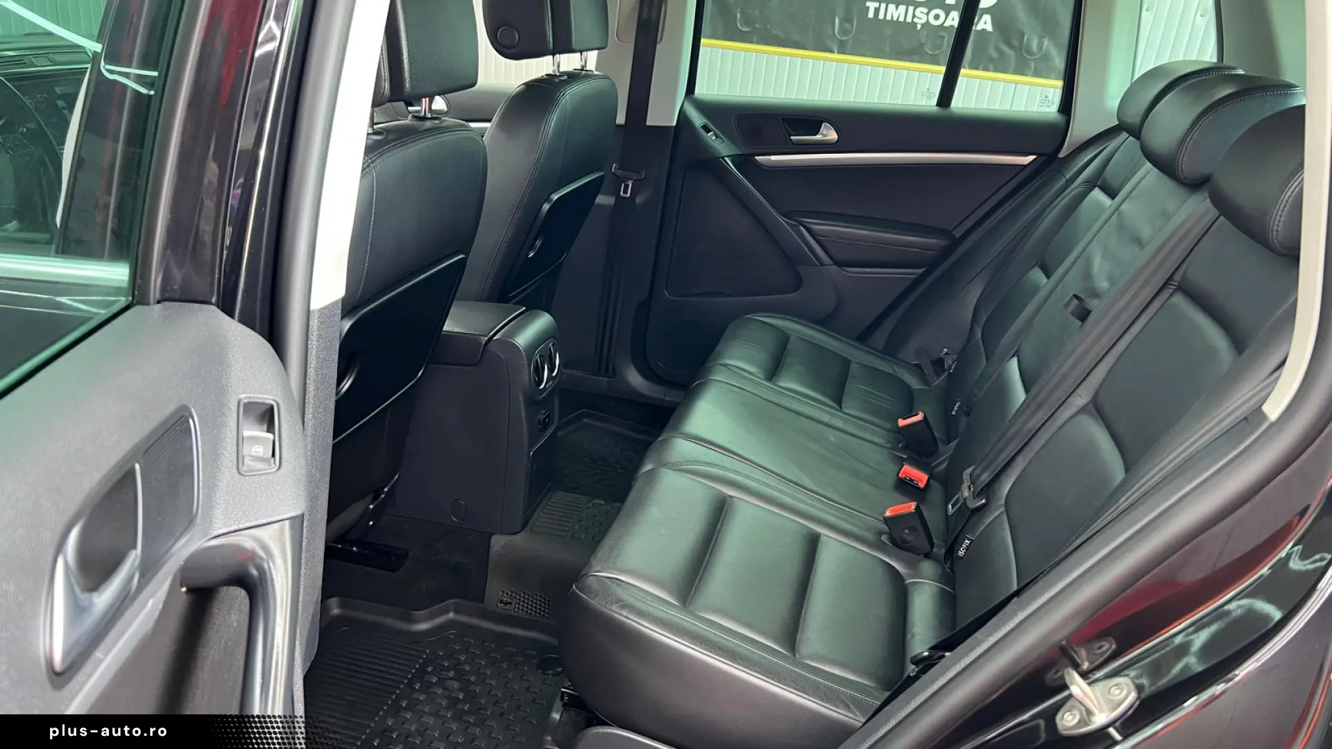 VW TIGUAN  AUTOMAT  4X4  AN 2014