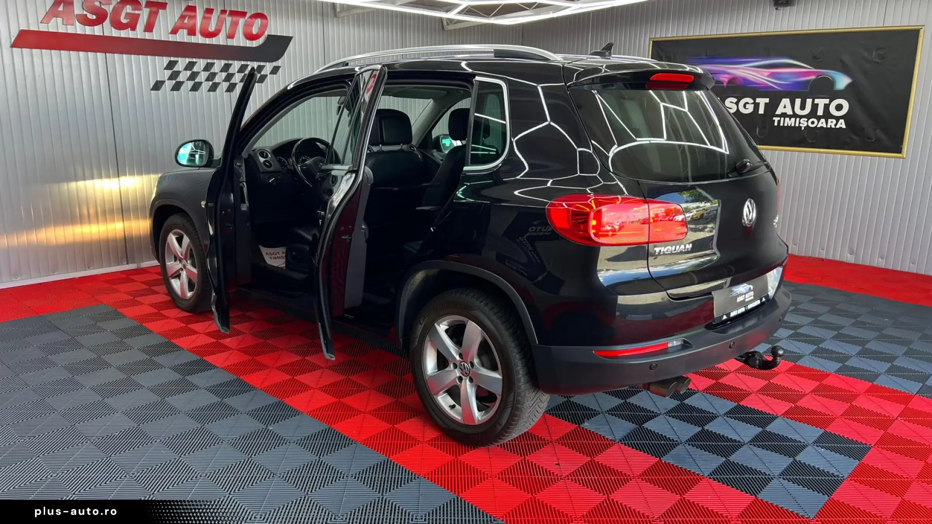 VW TIGUAN  AUTOMAT  4X4  AN 2014