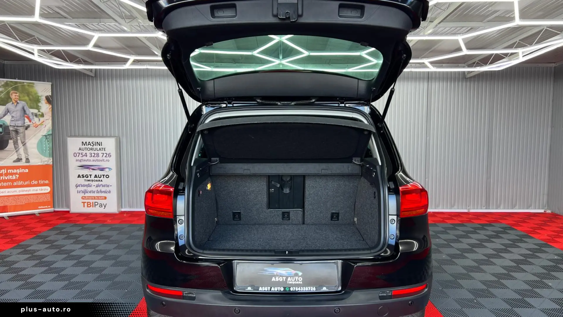 VW TIGUAN  AUTOMAT  4X4  AN 2014