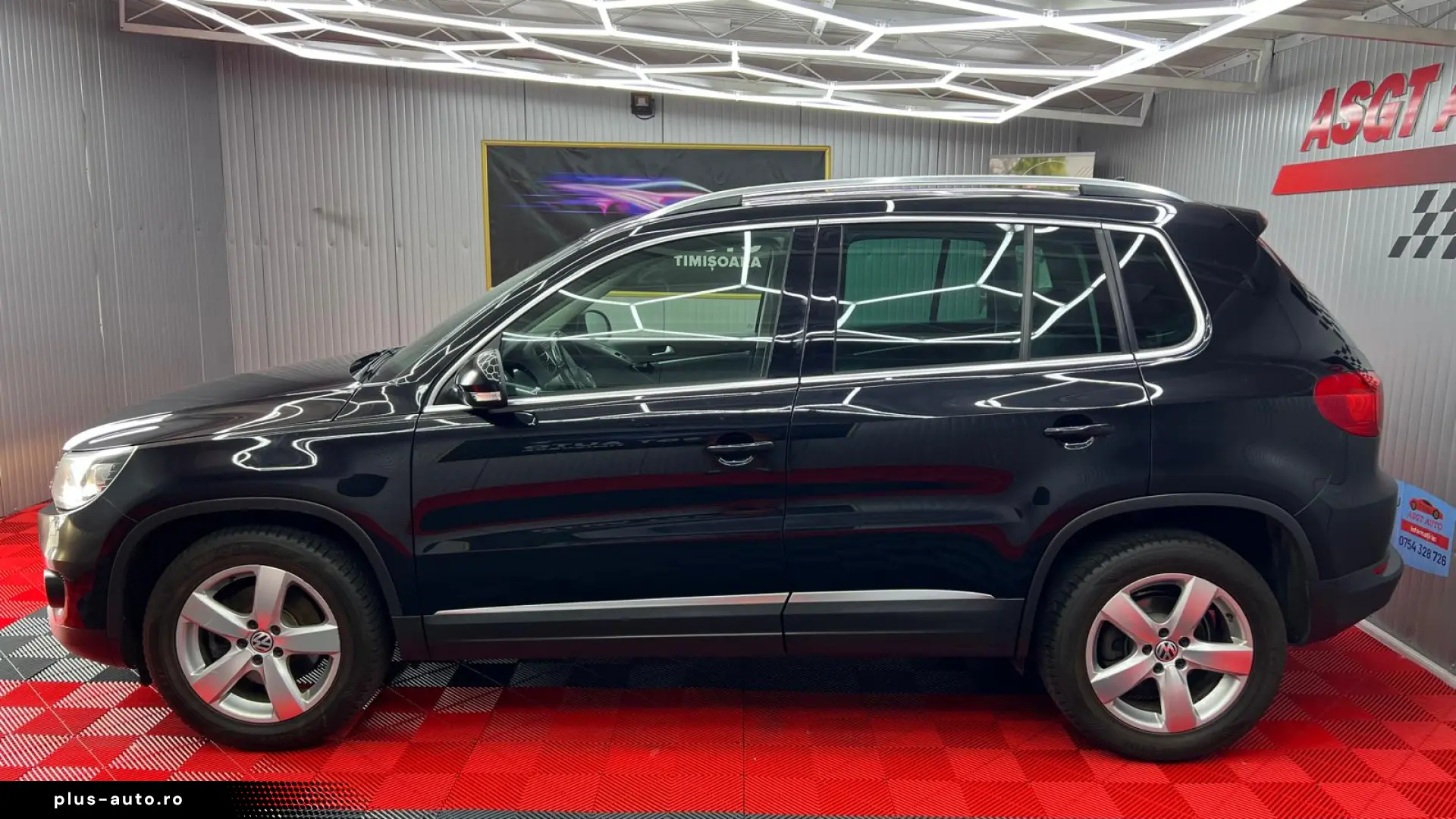 VW TIGUAN  AUTOMAT  4X4  AN 2014