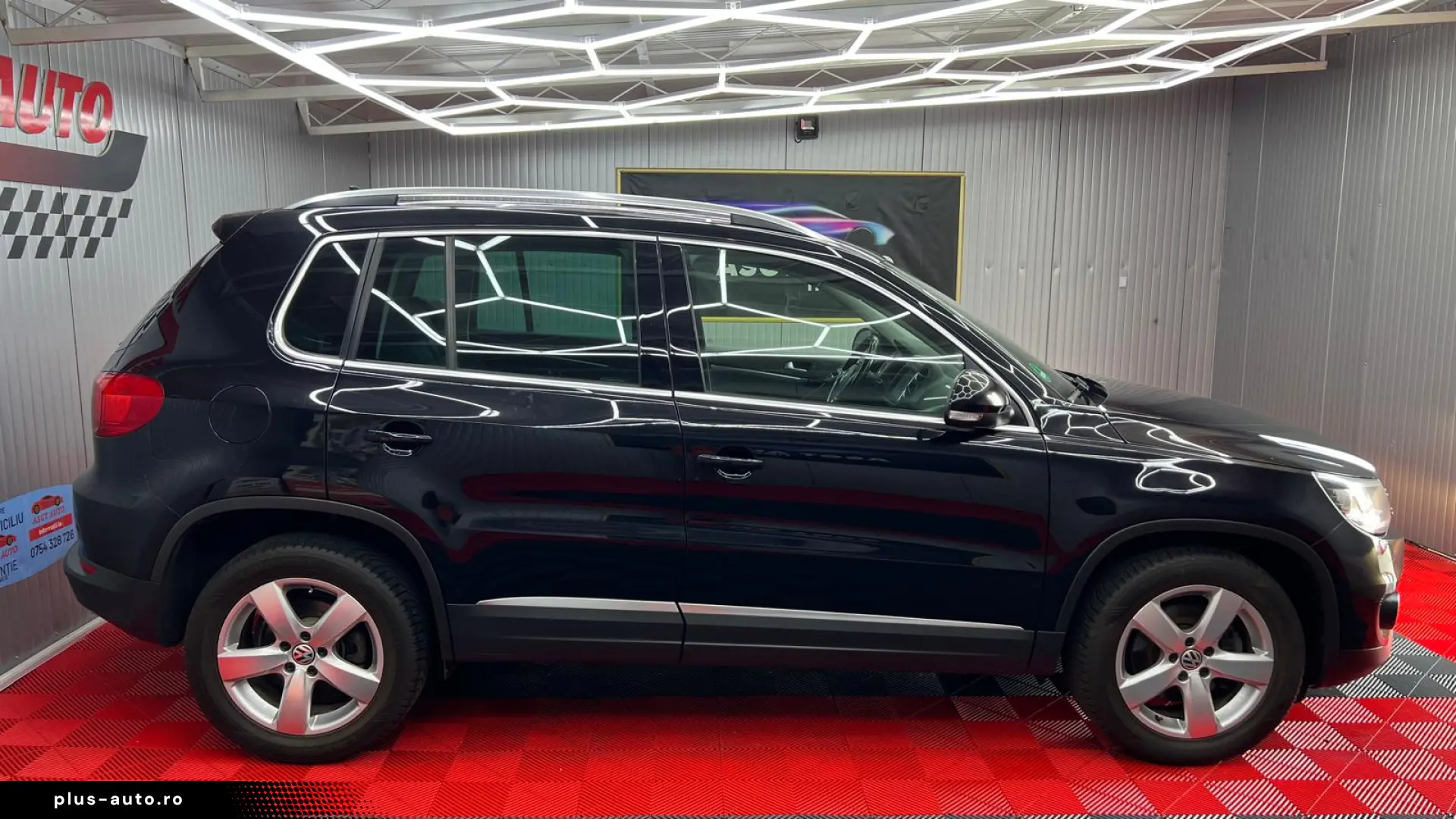 VW TIGUAN  AUTOMAT  4X4  AN 2014