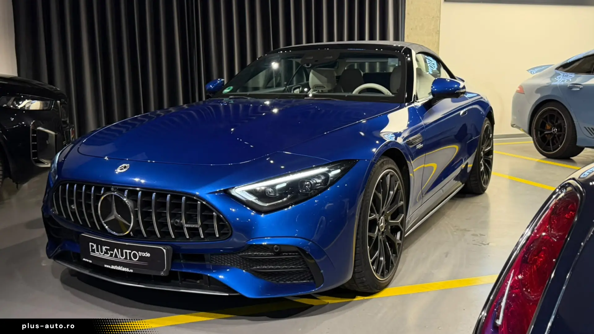 Mercedes-Benz SL43 AMG - Spectral Blue   Manufaktur