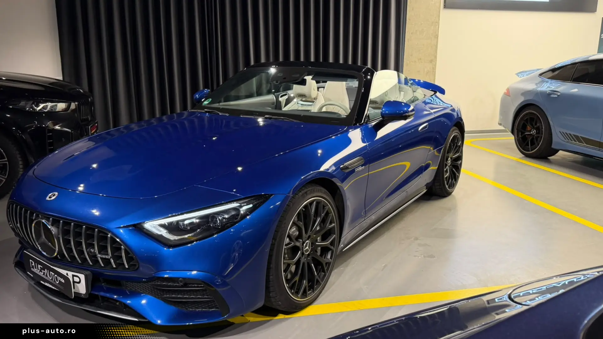 Mercedes-Benz SL43 AMG - Spectral Blue   Manufaktur