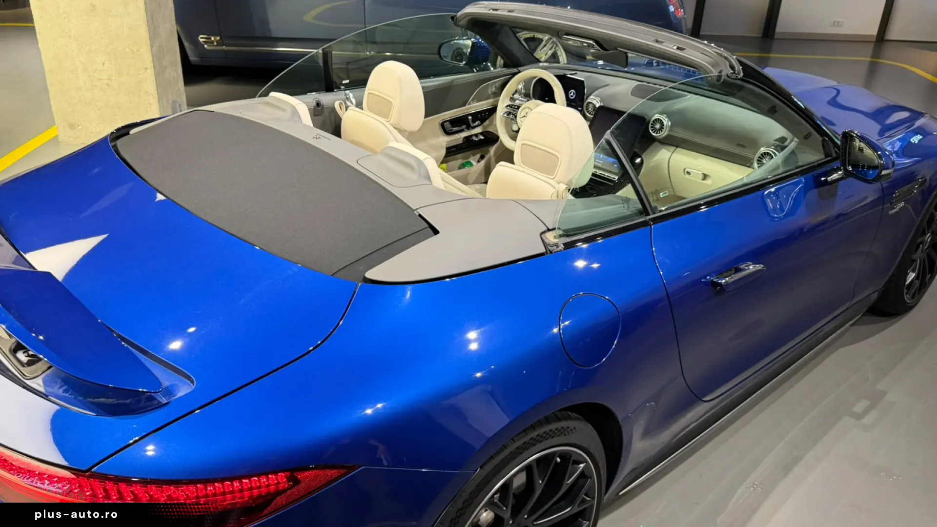 Mercedes-Benz SL43 AMG - Spectral Blue   Manufaktur