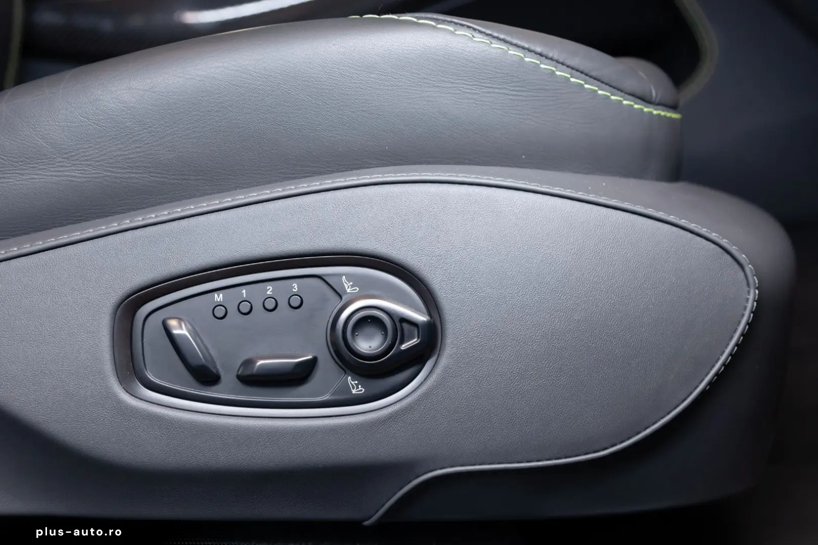 ASTON MARTIN DBX 4.0 V8 DBX707