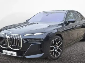 BMW i7 eDrive 50 M-Sport TV B&W HUD MEM ACC LED 360