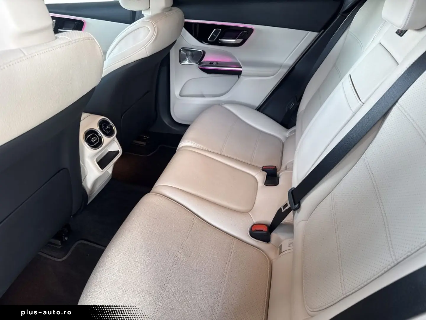 MERCEDES-BENZ GLC 300 d 4MATIC Coupé AVANTGARDE PANO&hellip;