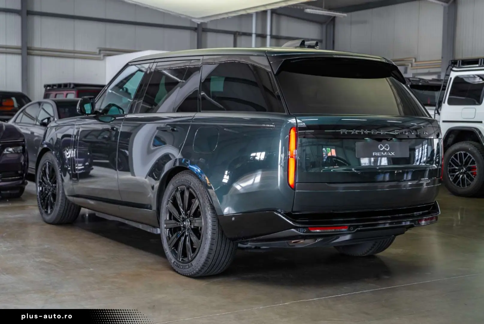 Land Rover Range Rover 2025 hibrid, 159.257 € — imagine 6