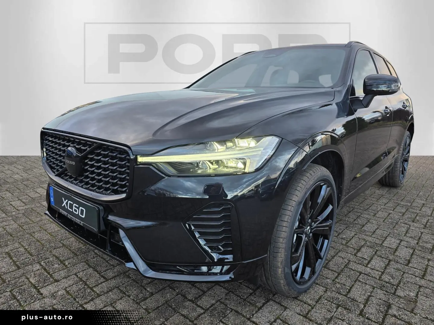 VOLVO XC60 B5 AWD Plus Black Edition 21  ACC
