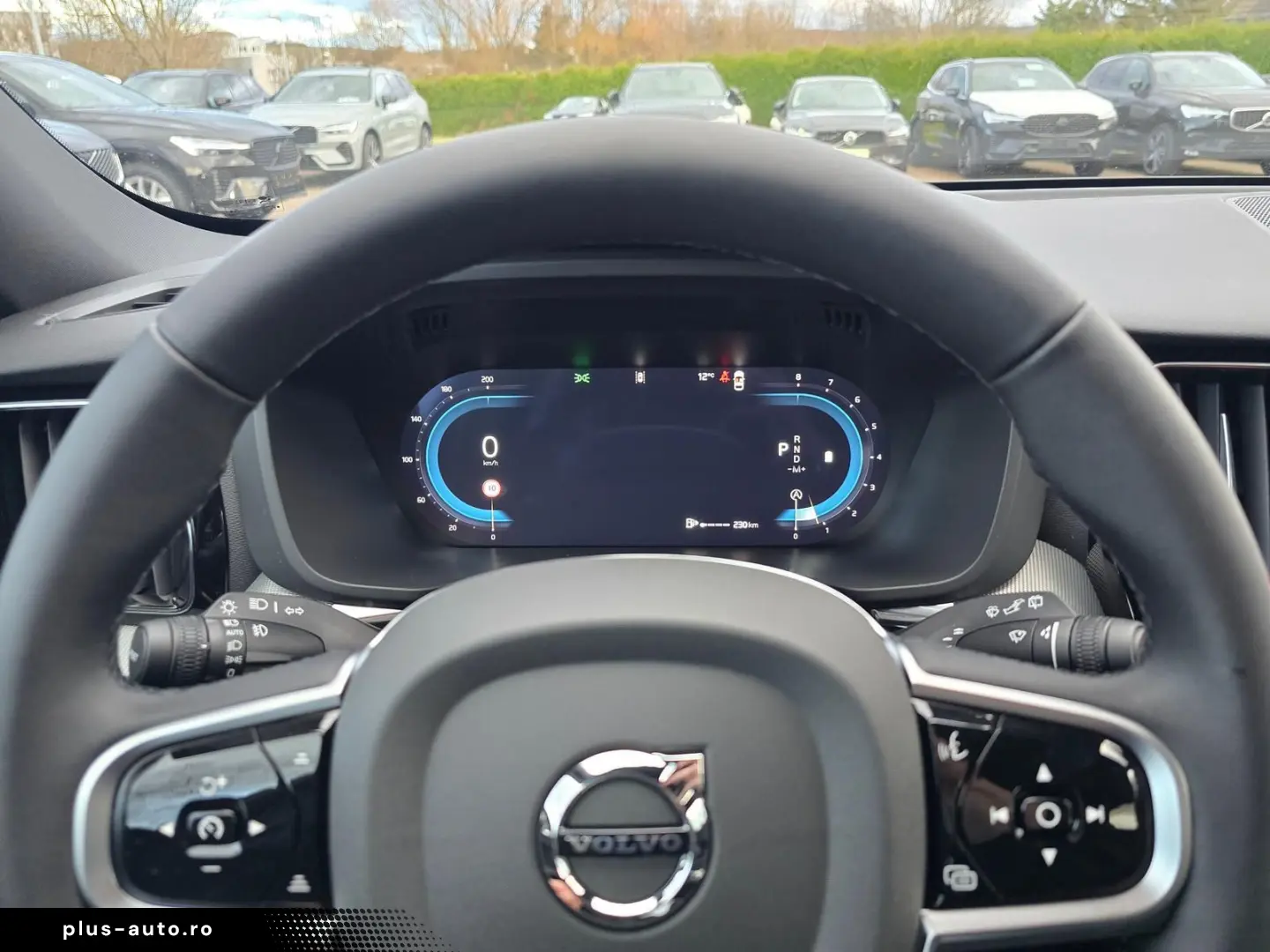 VOLVO XC60 B5 AWD Plus Black Edition 21  ACC