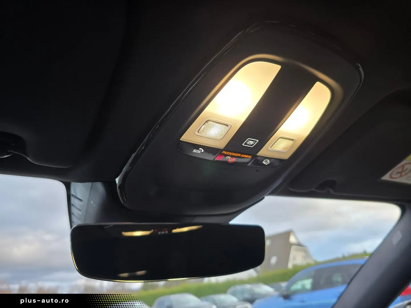 VOLVO XC60 B5 AWD Plus Black Edition 21  ACC
