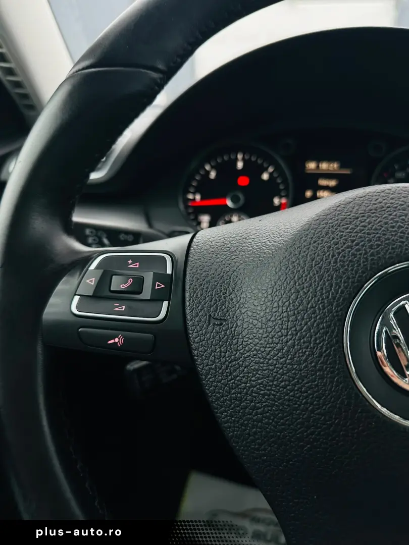 VOLKSWAGEN PASSAT 2013 1.6D E5 Garantie 12 Luni Rate Avans 0
