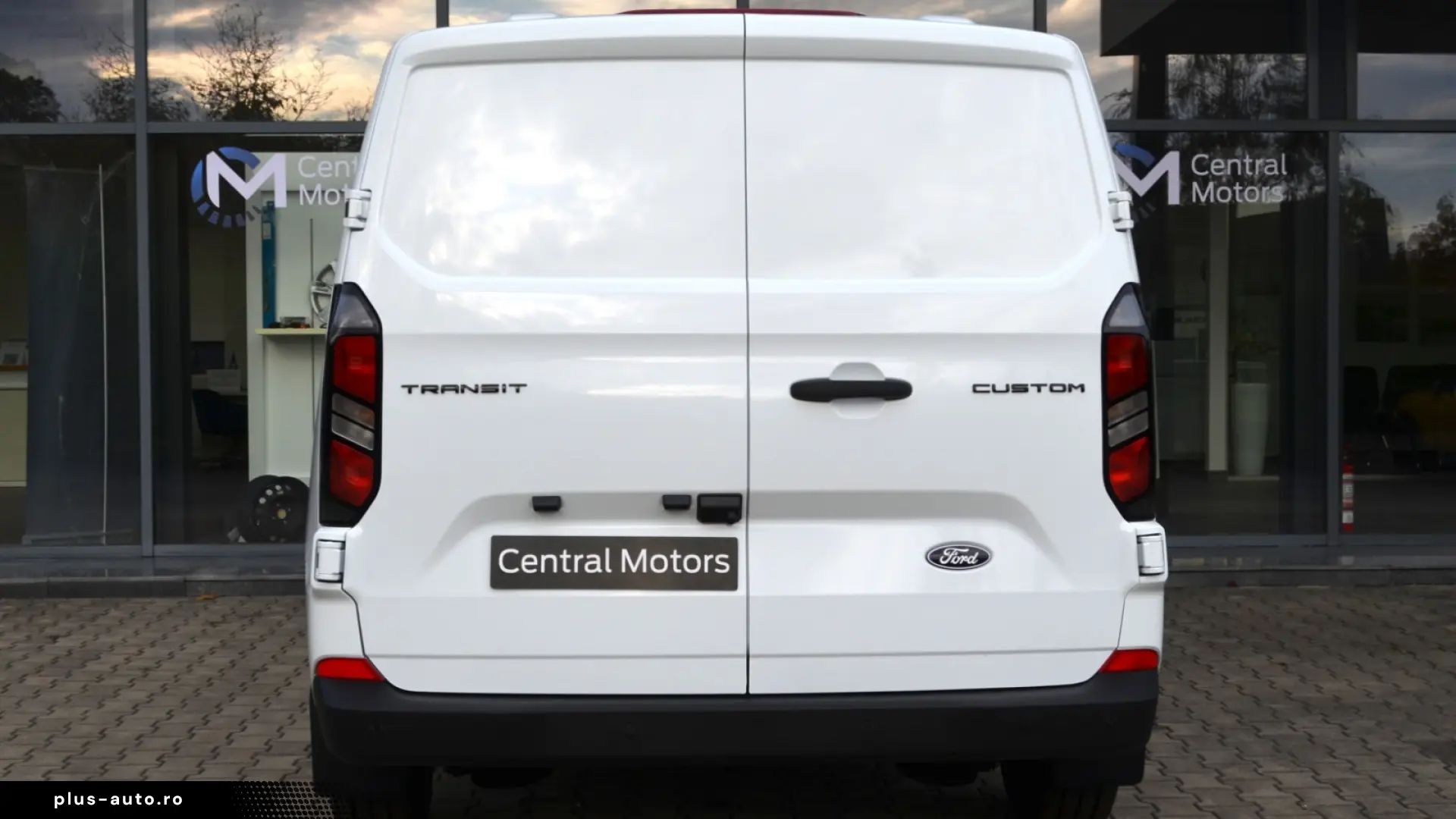 Ford Transit Custom Van 320L (L2H1) Trend