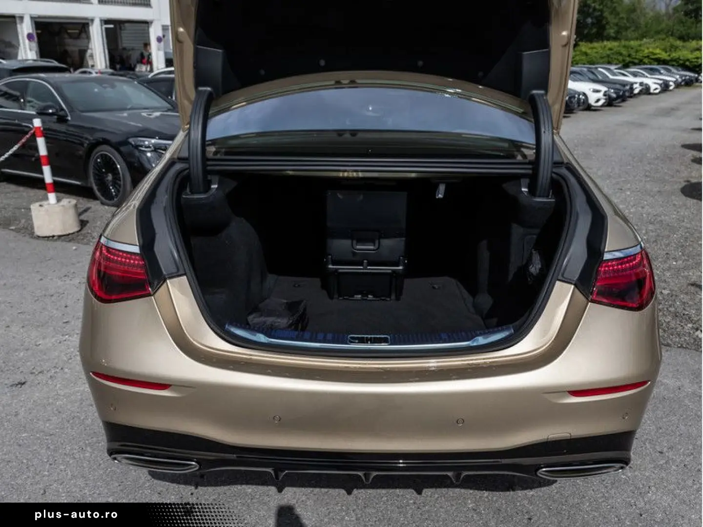 MERCEDES-BENZ S 500 4M AMG-Sport Pano Burm Night