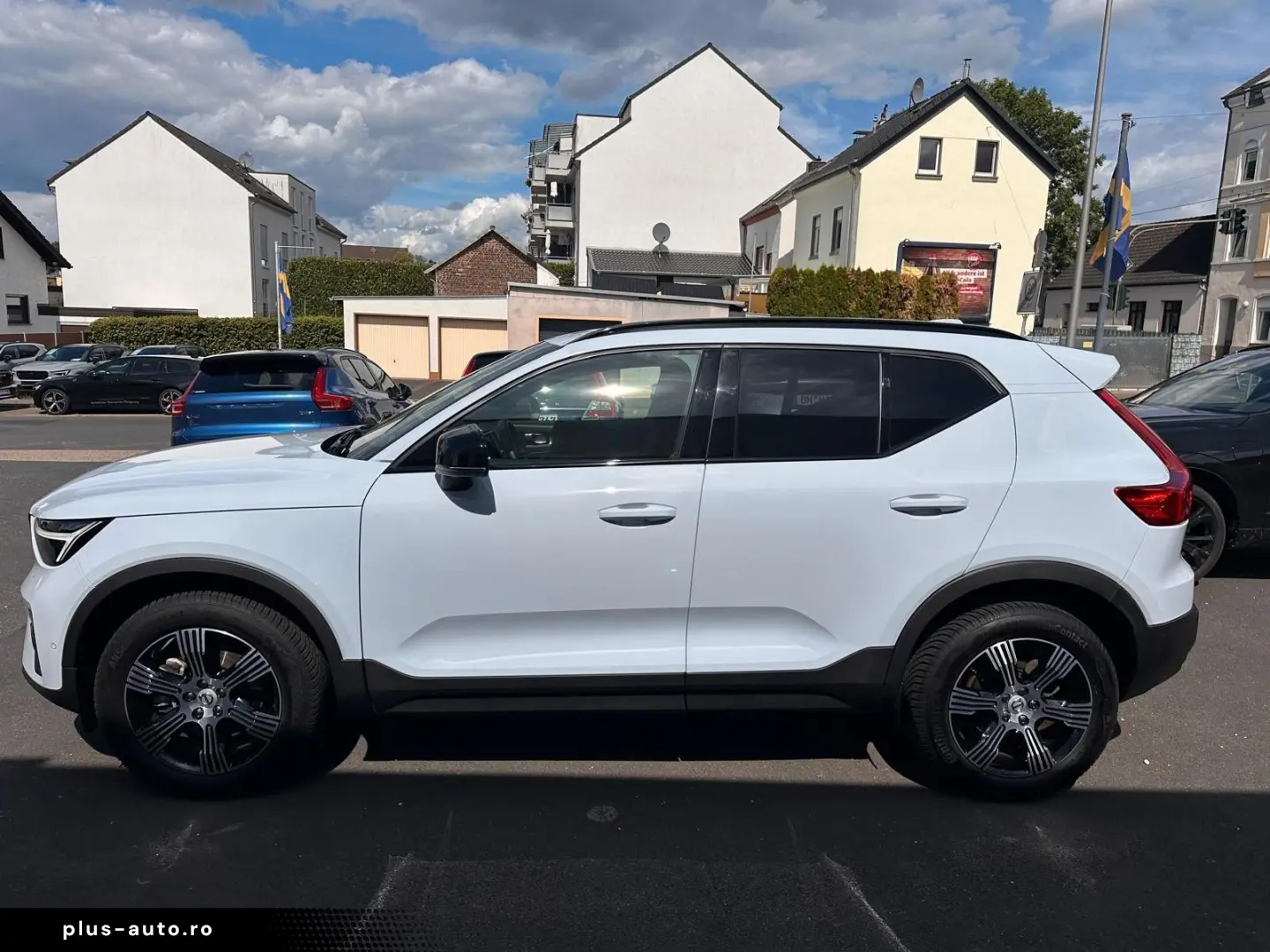 VOLVO XC40 B3 Plus Dark Alcantara 360  ACC BLIS P.LED