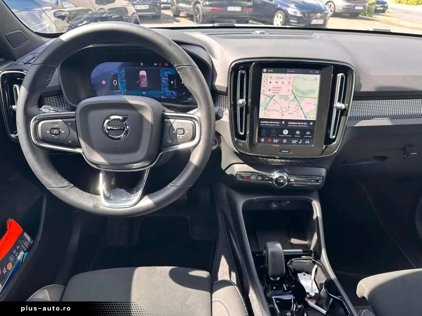 VOLVO XC40 B3 Plus Dark Alcantara 360  ACC BLIS P.LED
