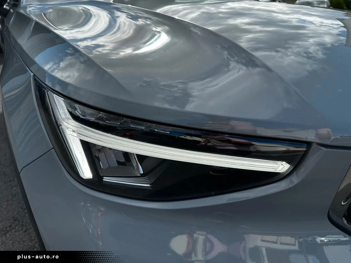 VOLVO XC40 B3 Core  GOOGLE Navi  Tempomat  LED  Kamera
