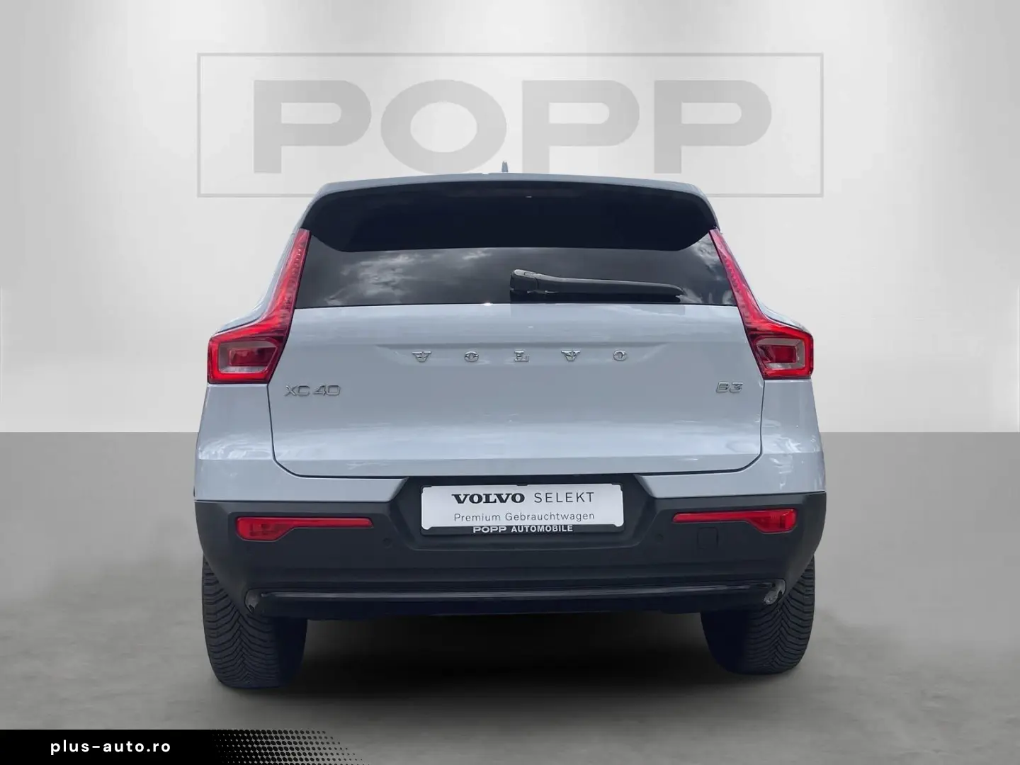 VOLVO XC40 B3 FWD Plus Dark 19  ACC FSH H&K LED SHZ