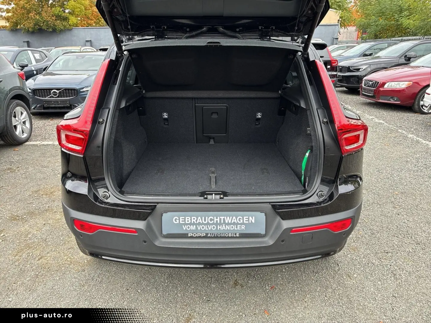 VOLVO XC40 B3 Ultra Black Ed.   Pano   360    H&K   AC