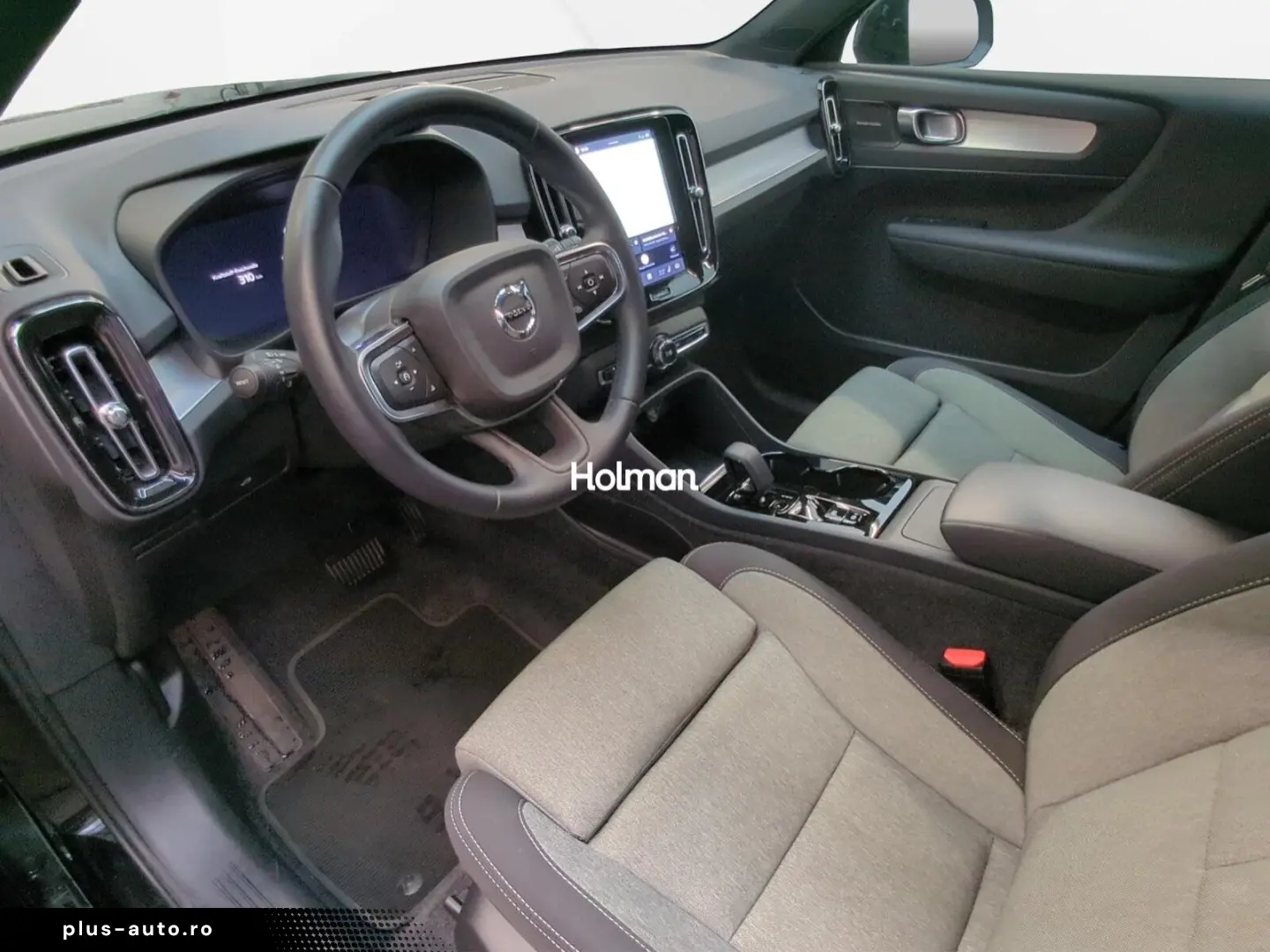 VOLVO XC40 B3 B DKG Plus Black Edition H K RFK LED Nav