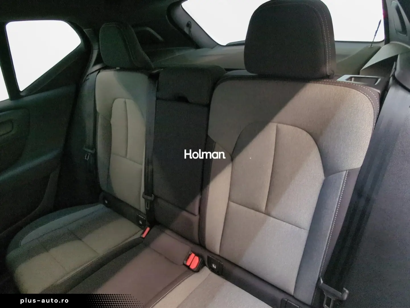 VOLVO XC40 B3 B DKG Core RFK Navi LED