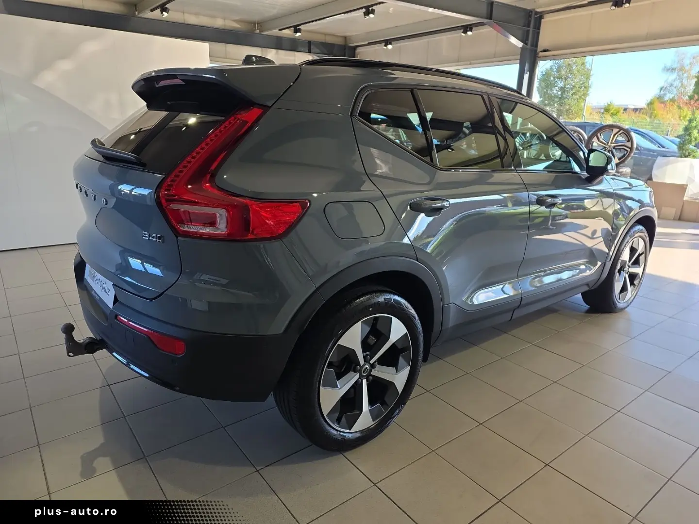VOLVO XC40 B4 Ultimate Dark AWD ACC BLIS AHK Pano 360