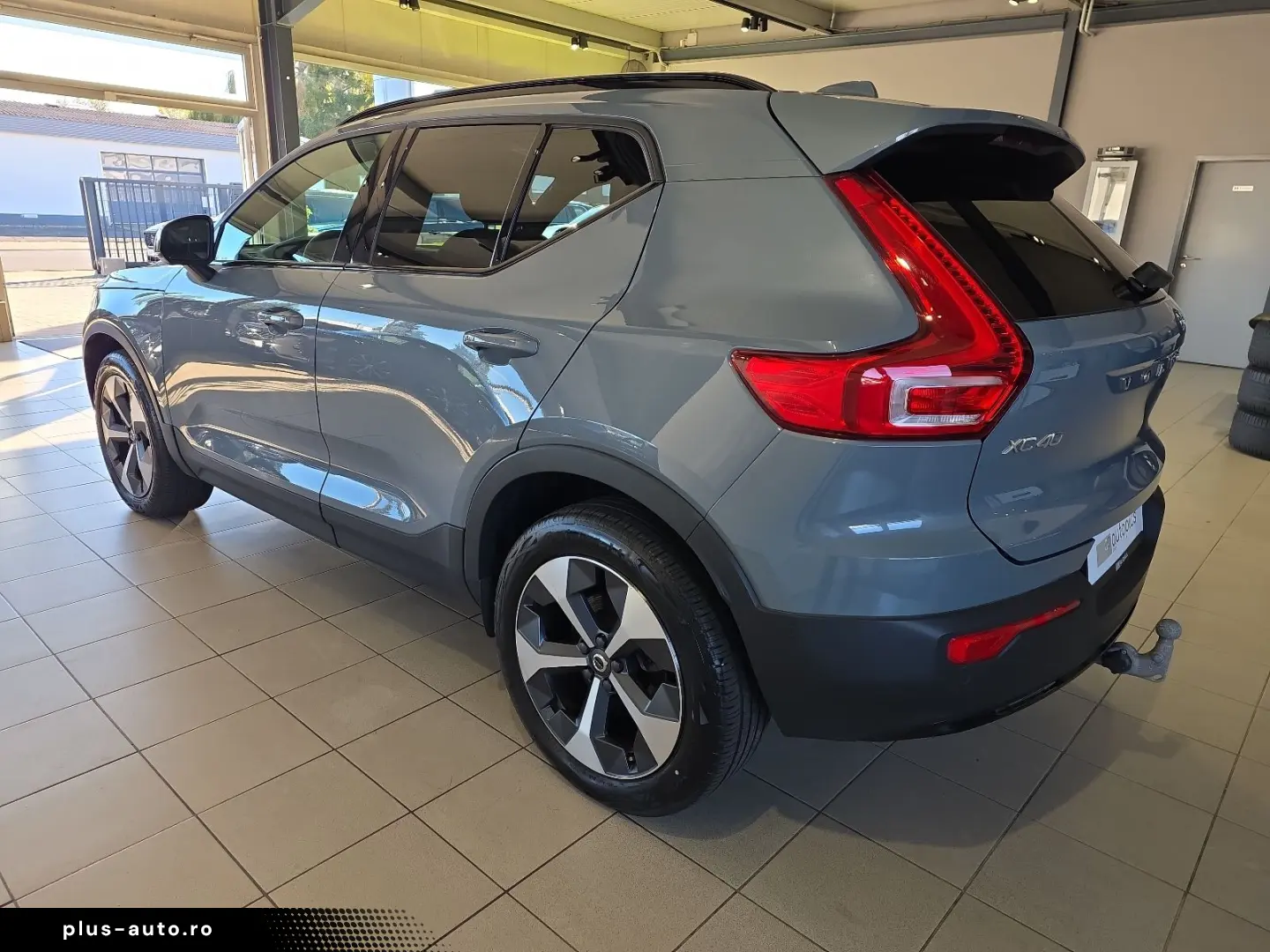 VOLVO XC40 B4 Ultimate Dark AWD ACC BLIS AHK Pano 360